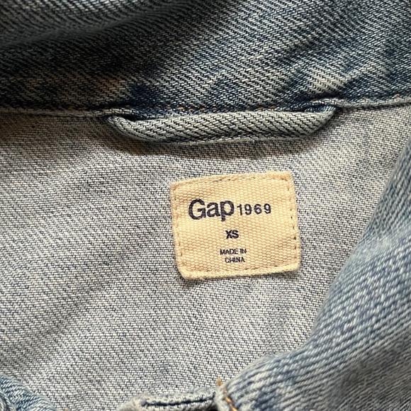 GAP Oversized Icon Denim Jacket – Medium Indigo – XS - Picture 3 of 12